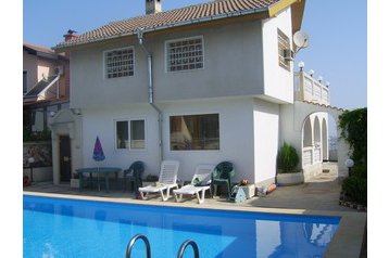 Bugarska Privát Černomorec, Eksterijer